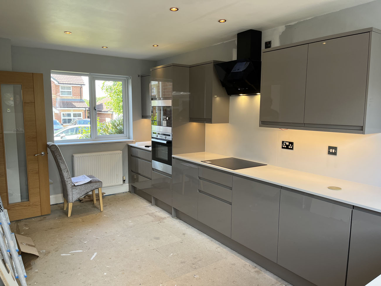 An image of a recent kitchen fitting.